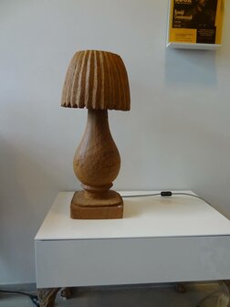 Wooden table lamp PolsPotten