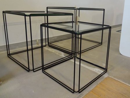 GERESERVEERD VOOR MARCUS/  ISOCELE NESTING TABLES BY MAX SAUZE