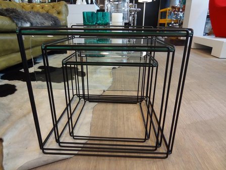 GERESERVEERD VOOR MARCUS/  ISOCELE NESTING TABLES BY MAX SAUZE