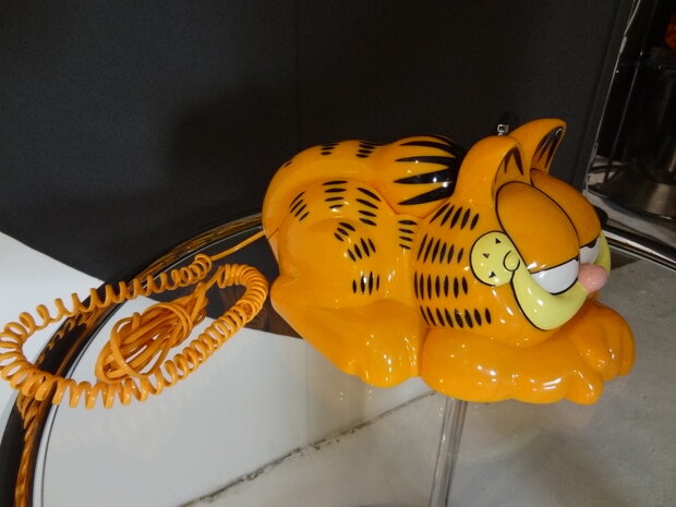 Garfield Phone