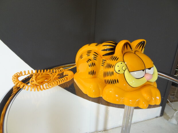 Garfield Phone